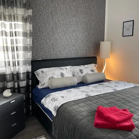 Silver Gray Apartment *